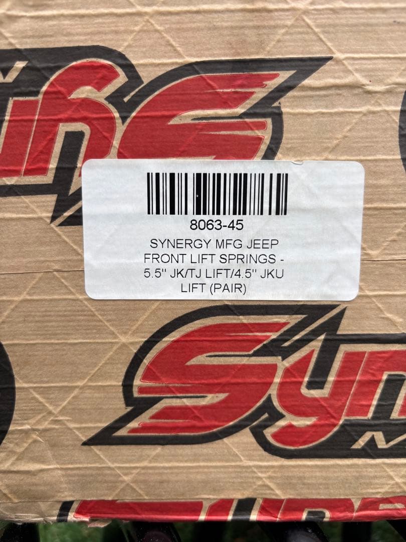 S*.様 Synergy Coil Springs Front JK 8063-