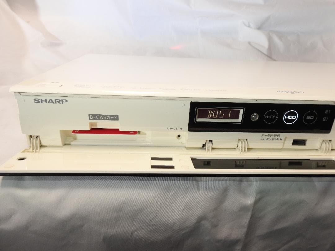 SHARP BD-W1800W ブルーレイレコーダー　2番組録画