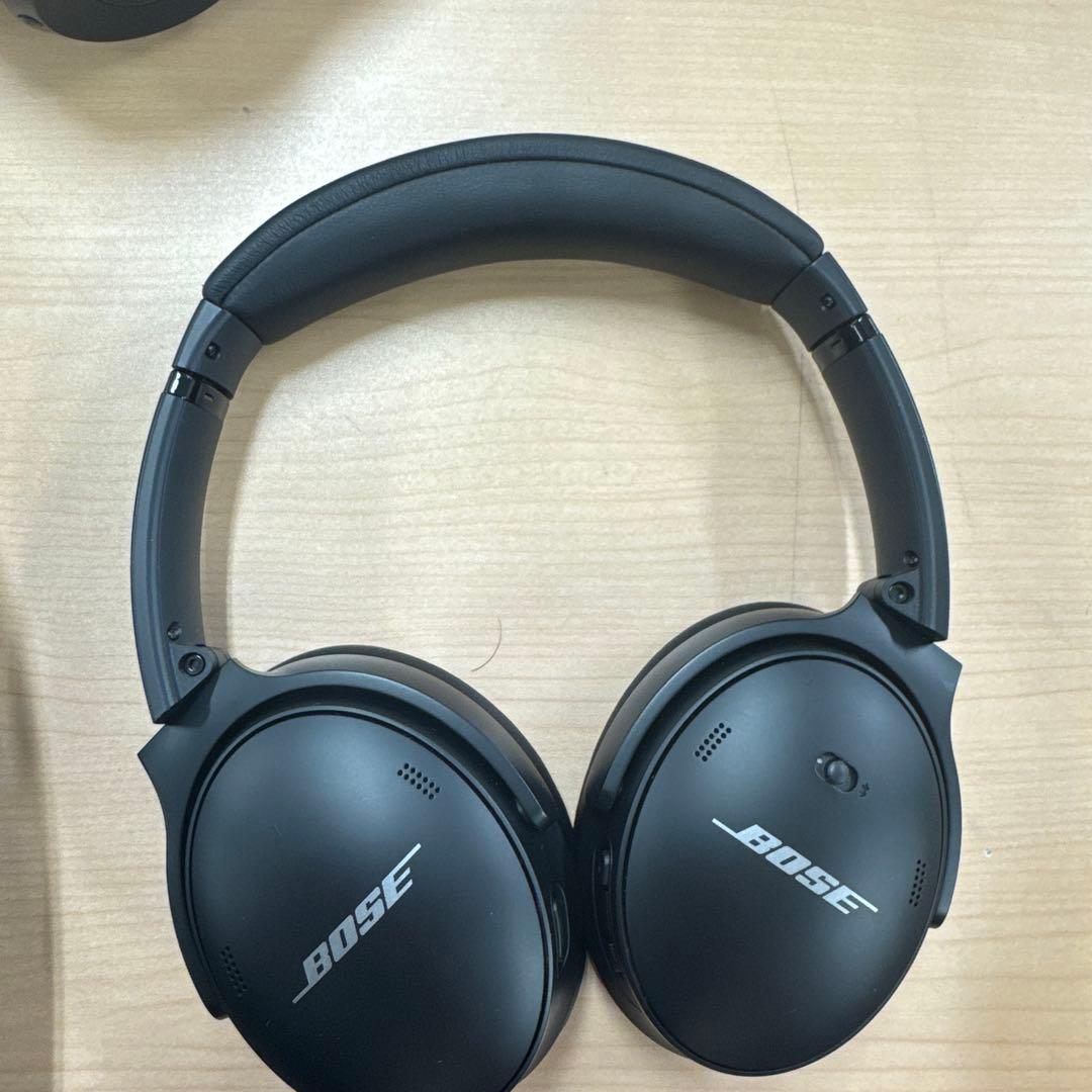 BOSE ワイヤレスヘッドホン 専用ケース付き