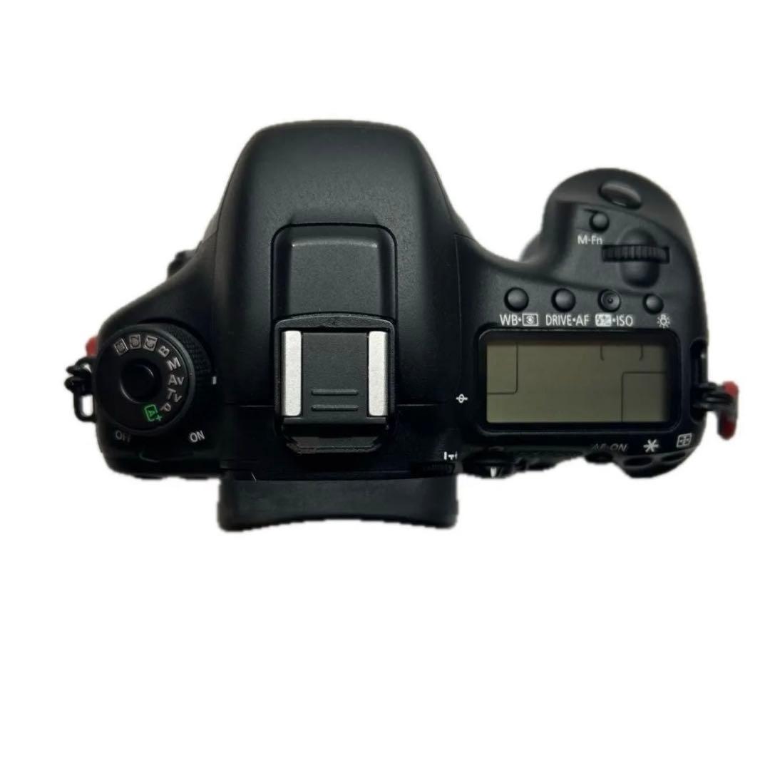[美品] Canon EOS 7D Mark II ボディ　一眼レフカメラ