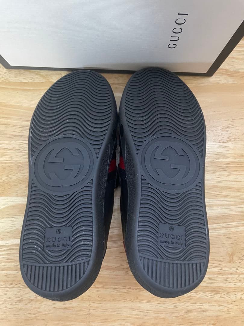 Uzufuri さん専用Gucci キッズレザースニーカー ネイビー⭐︎20cm