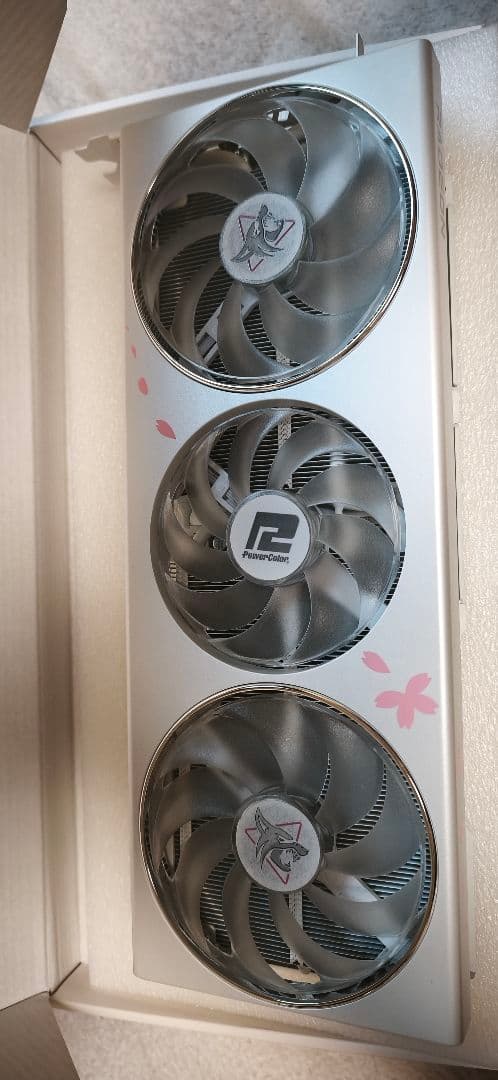 【中古品、おまけ付】powercolerRX7800XT SAKURA