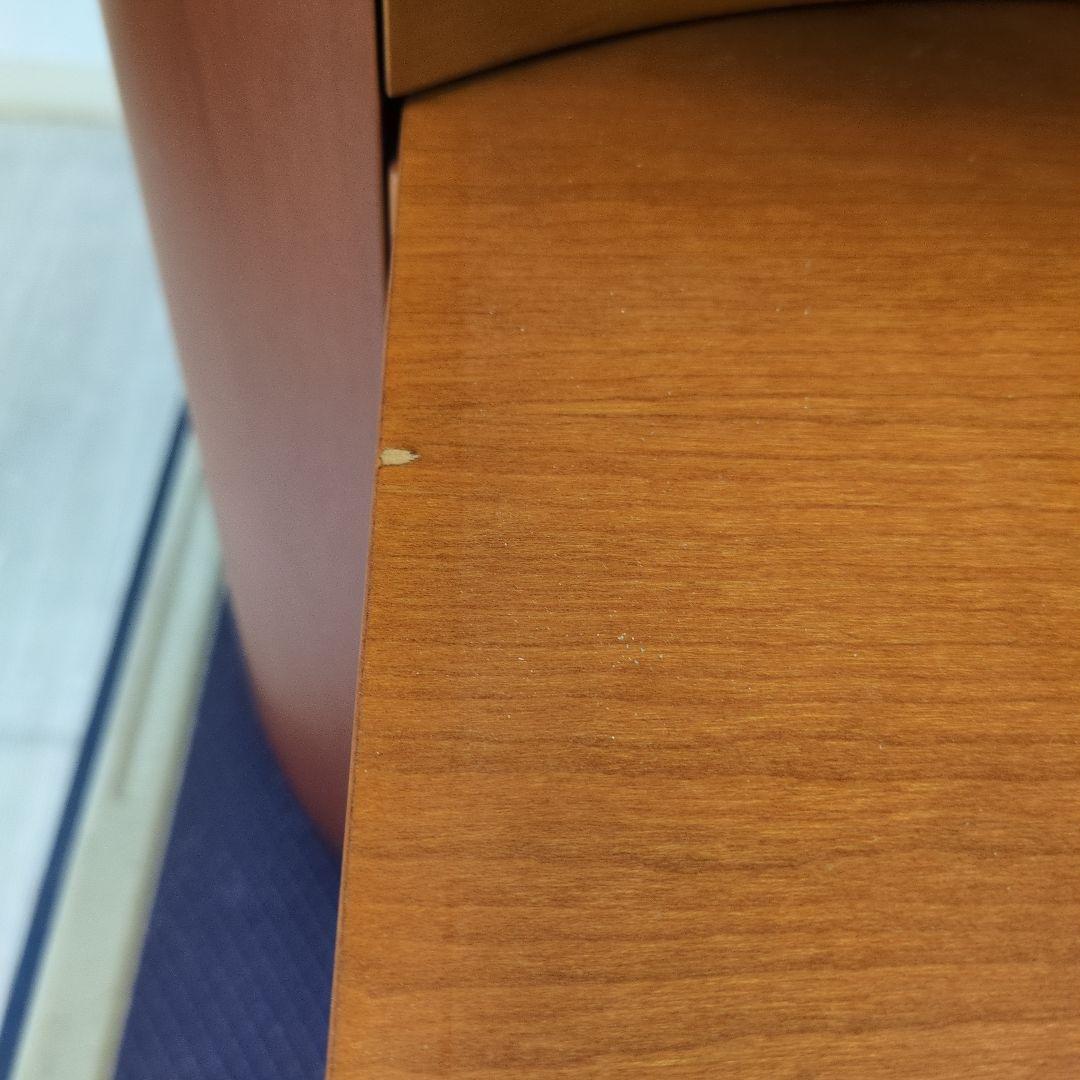 Poliform ベッドサイドキャビネット　イタリア製