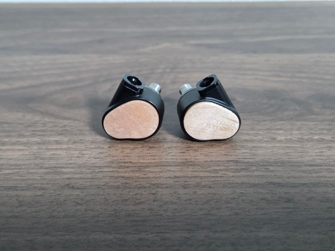 TAGO STUDIO T3-02 4.4mmバランスケーブル付