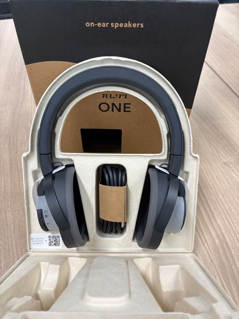 美品 nwm ONE ワイヤレスパーソナルイヤースピーカー