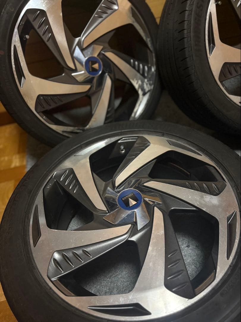 モデリスタホイール プリウス50