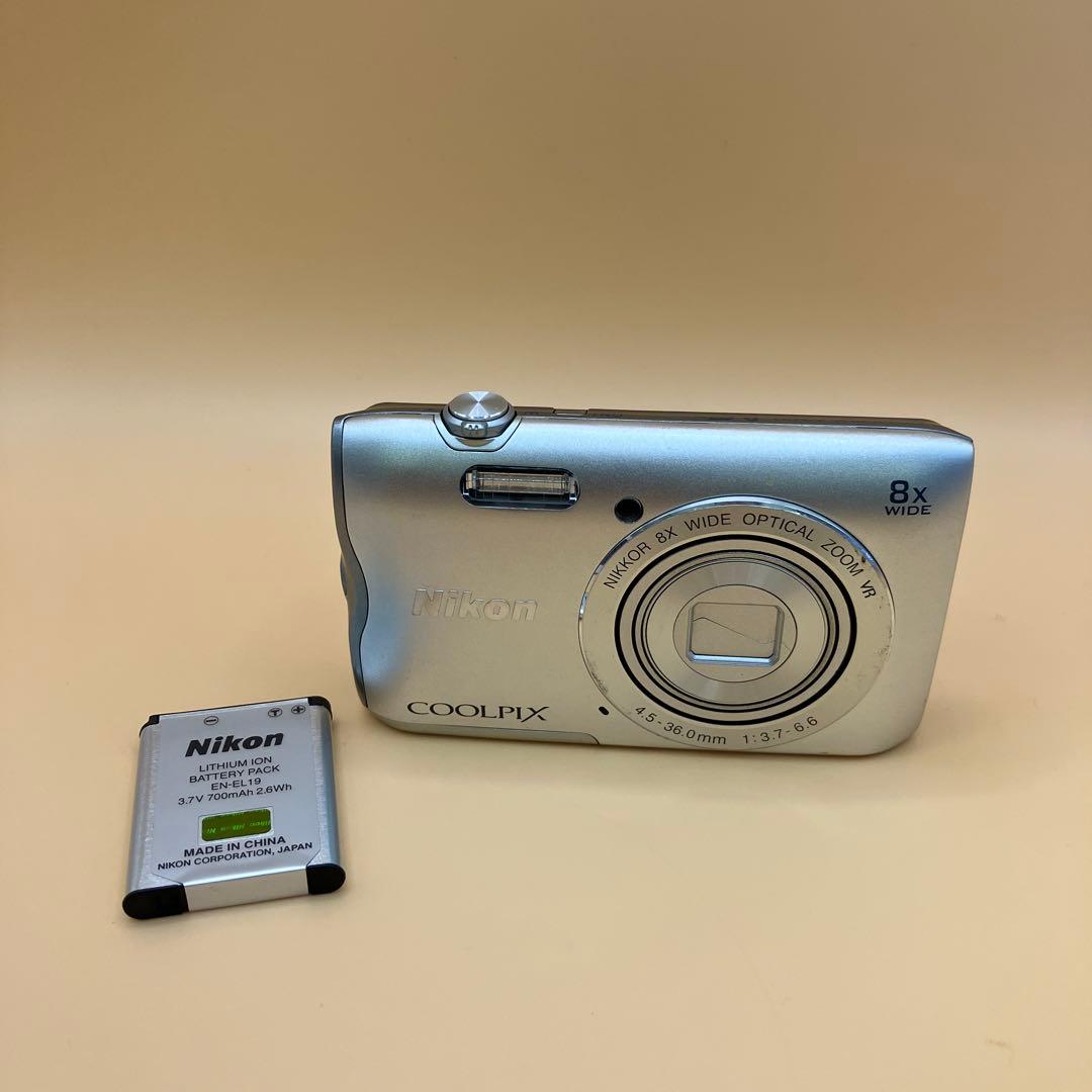 Nikon COOLPIX A300 デジカメ 1896