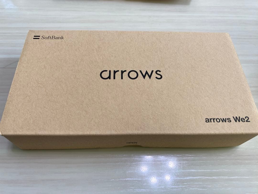 SoftBank arrows We2 本体　ライトオレンジ　新品