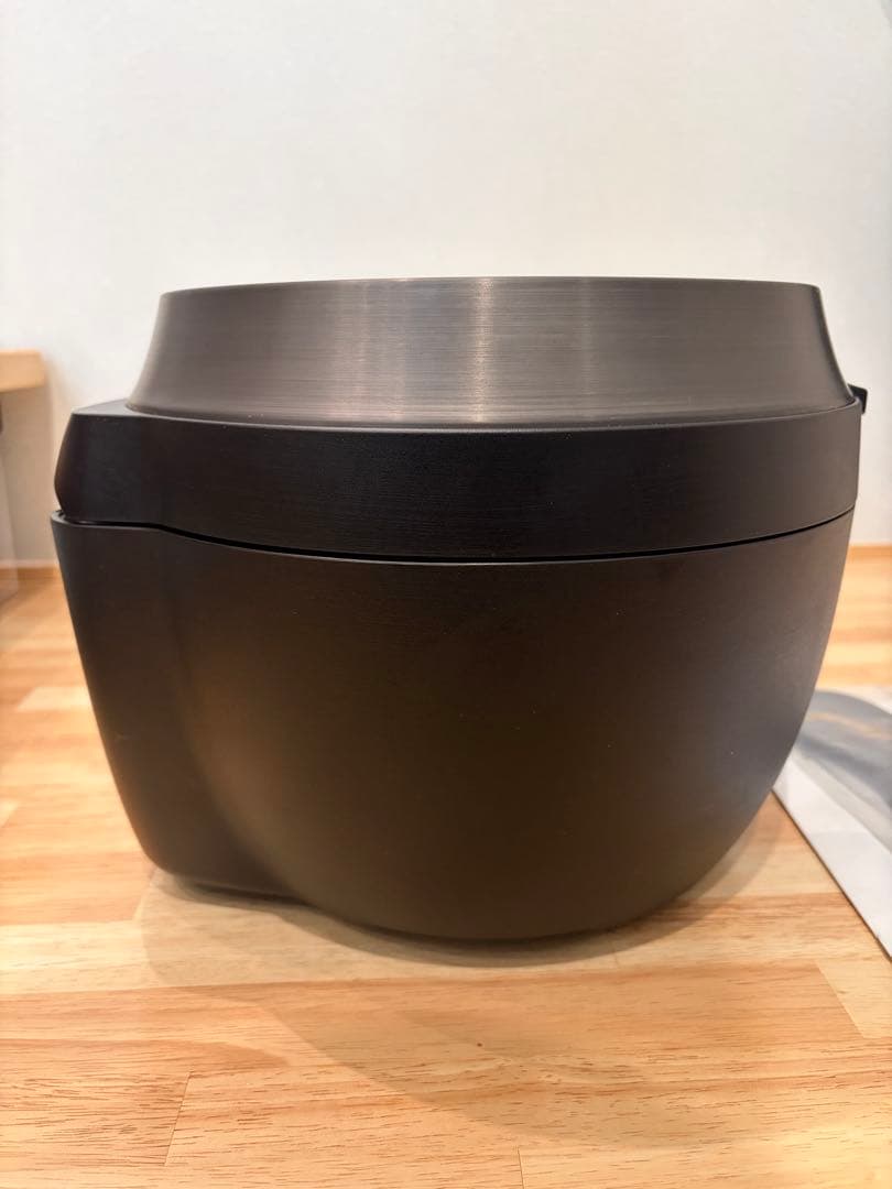 【未使用品】Panasonic 炊飯器 ビストロ SR-V10BA