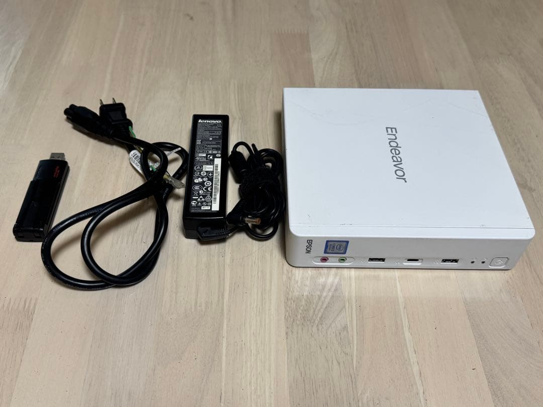 Endeavor ST190E 第8世代i3 Win11 小型PC