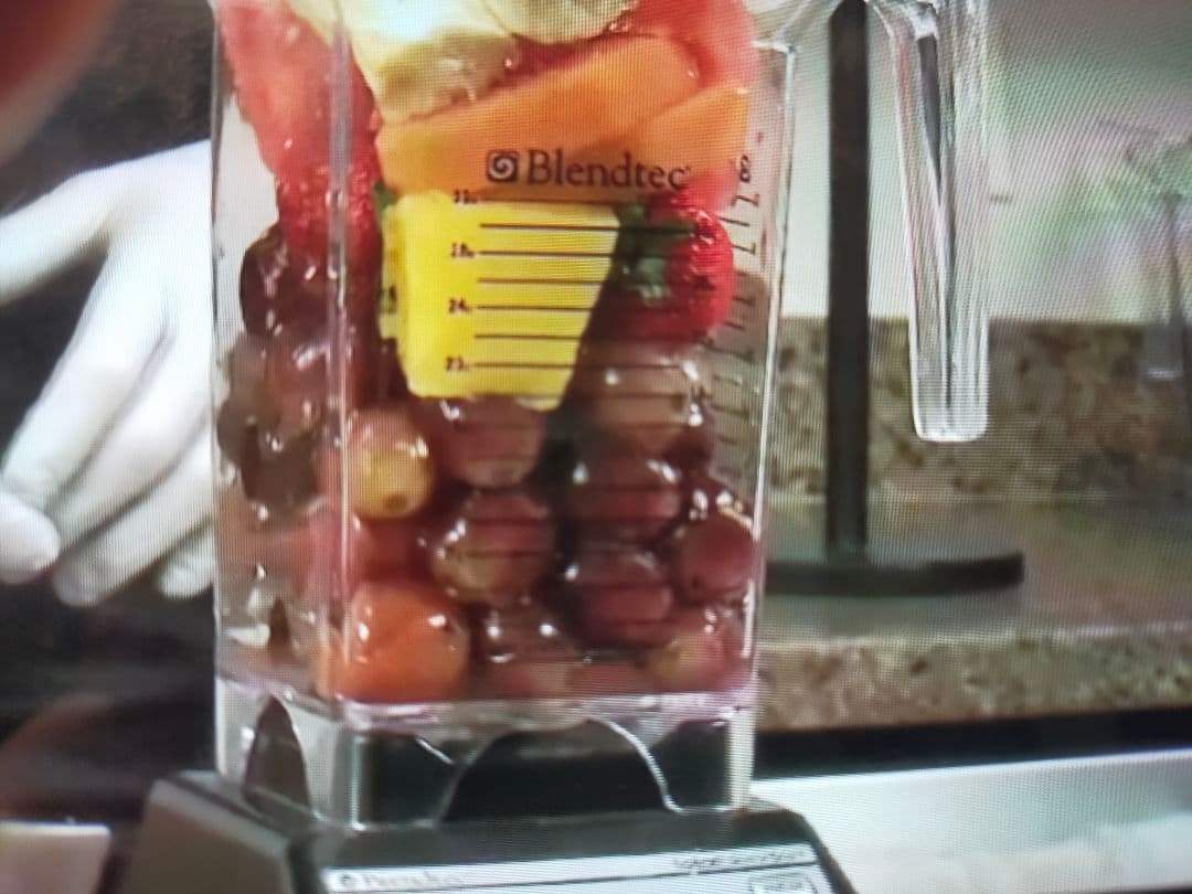 Blendtec Saver ブレンダー 　2容器付（内１つはサービス）