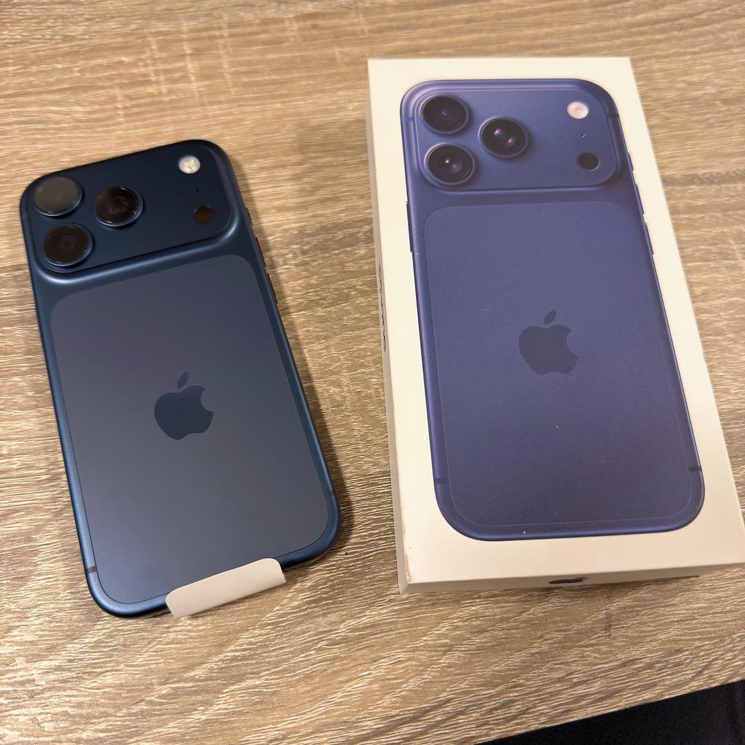 【新品】iPhone17Pro 256GB ブルー AC+盗難紛失付き