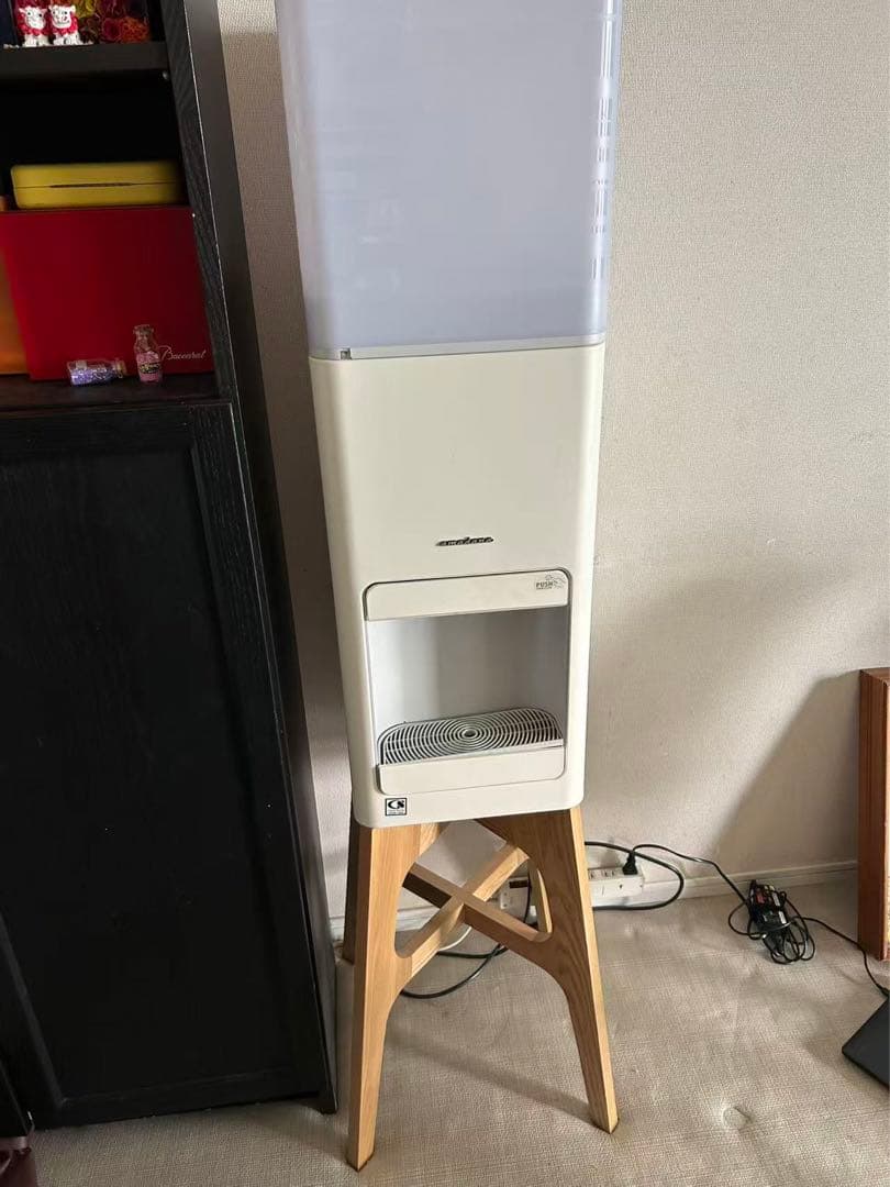 amadana×CLYTIAプレミアムウォーターサーバースタンド　年末最終値下げ