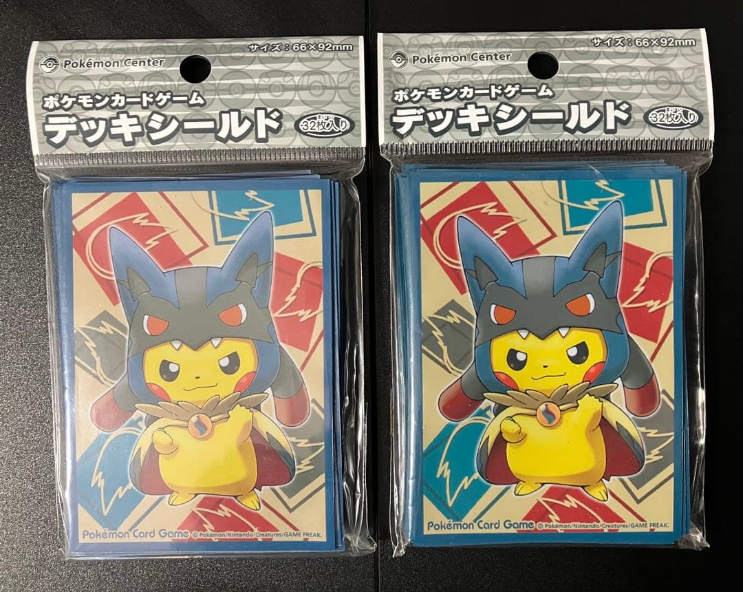 最安値 メガルカリオのポンチョを着たピカチュウ デッキシールド スリーブ