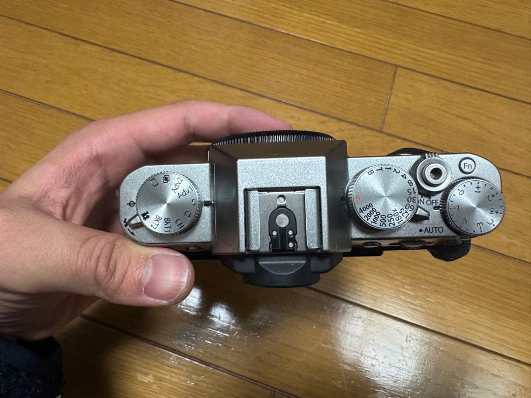 FUJIFILM X-T30 II シルバー　ミラーレス一眼 ボディ