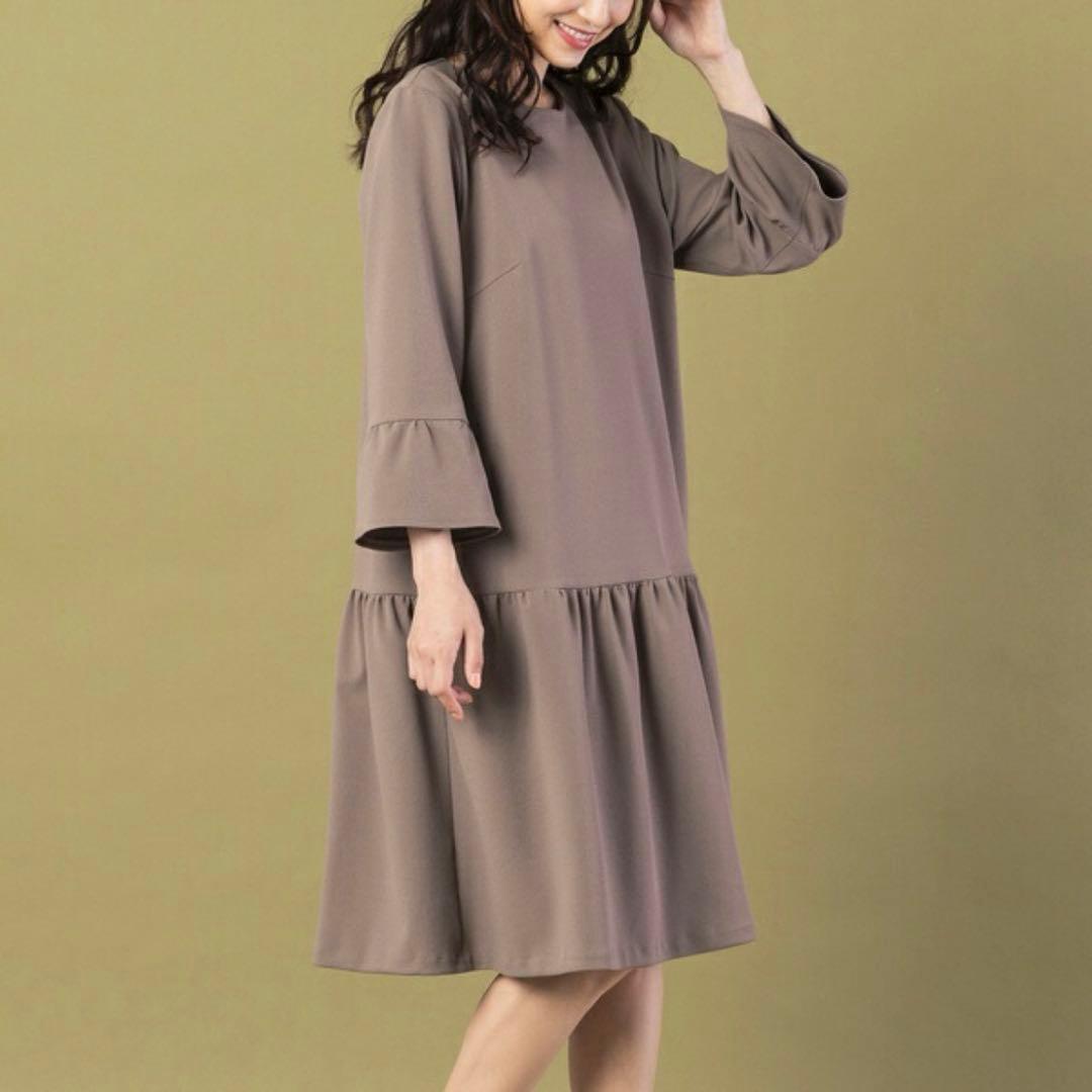 【美品】ローズティアラ　バックリボンフリルワンピース　大きいサイズ　46 洗える