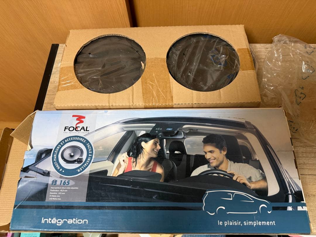 FOCAL INTEGRATION IS 165 スピーカーセット