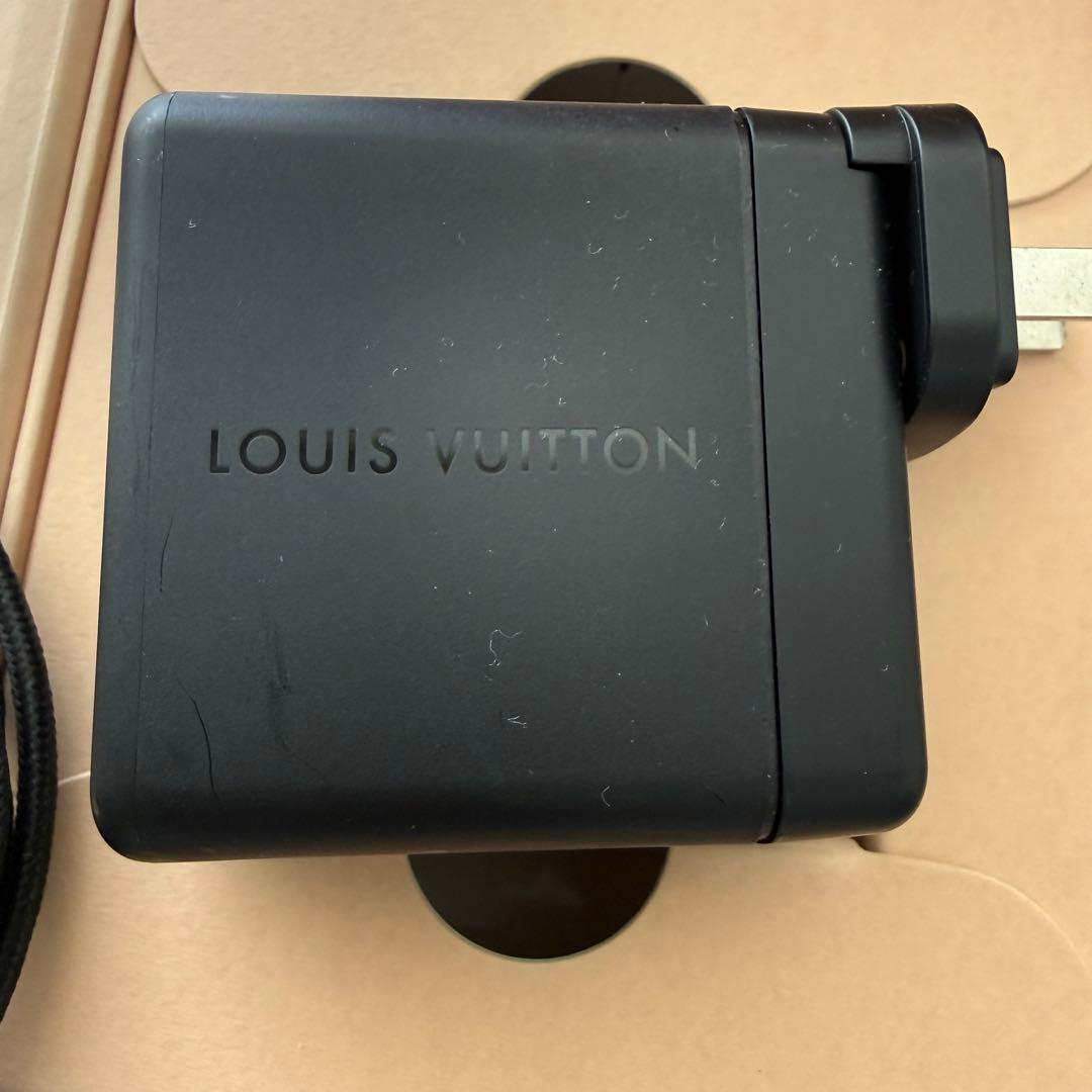LOUIS VUITTON 充電器USBケーブル・スピーカーバッグ セット