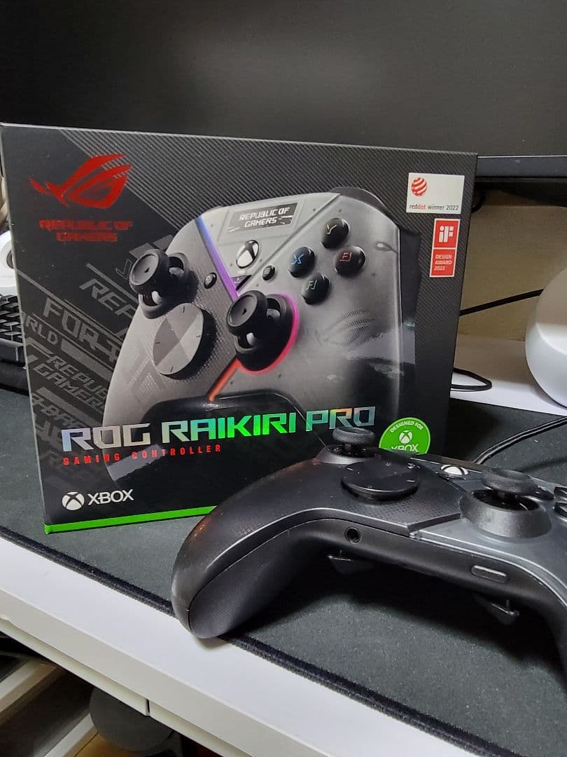ROG Raikiri Pro Xbox用コントローラー