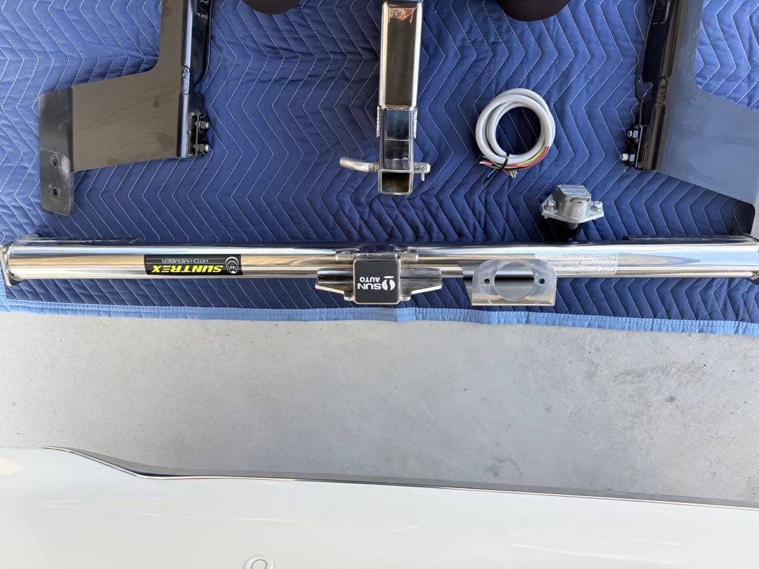 SUNTREX ステンレスヒッチメンバー 30アルファード前期