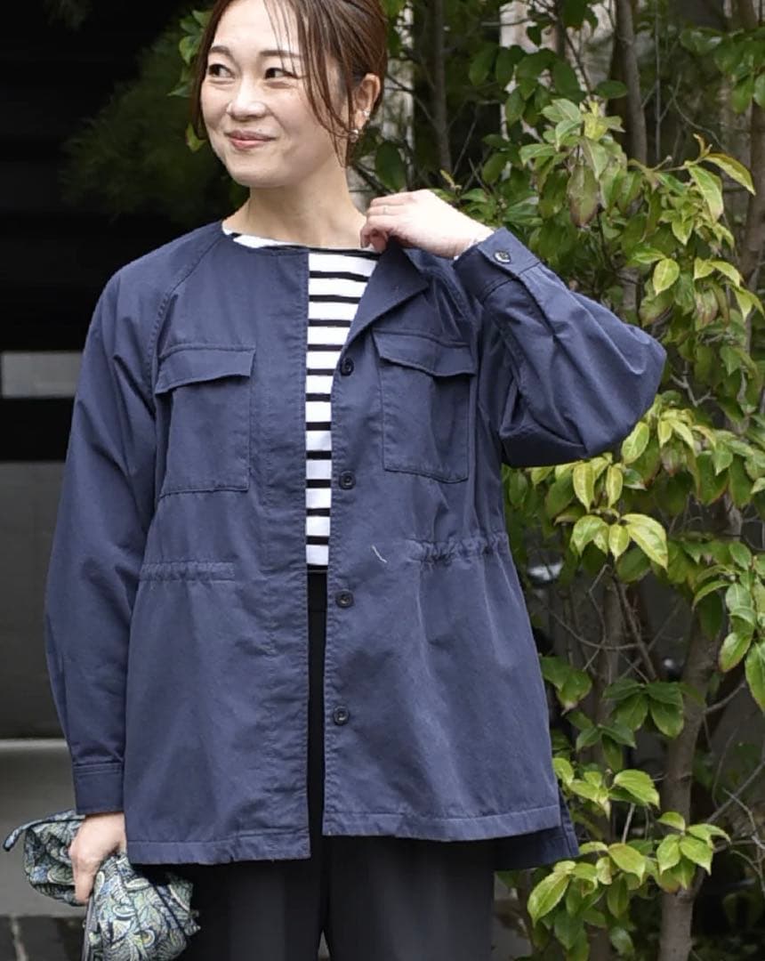 our ツイル素材のサファリジャケット　ネイビー