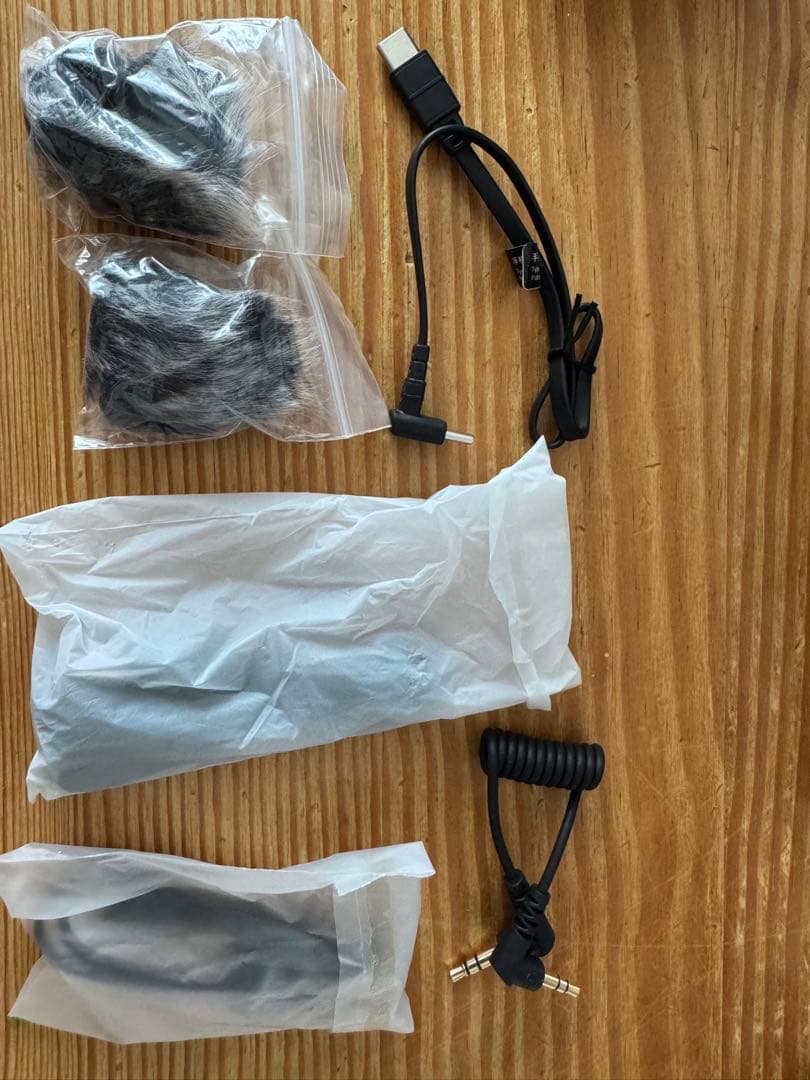 HOLLYLAND LARK MAX ワイヤレスピンマイク