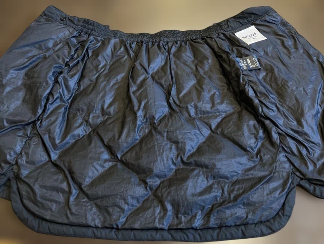 【美品】NANGA ナンガ／ダウンキルティングスカート 黒 ポケット付《防寒具》