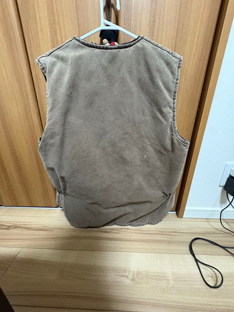 Carhartt ブラウン キルティングベスト