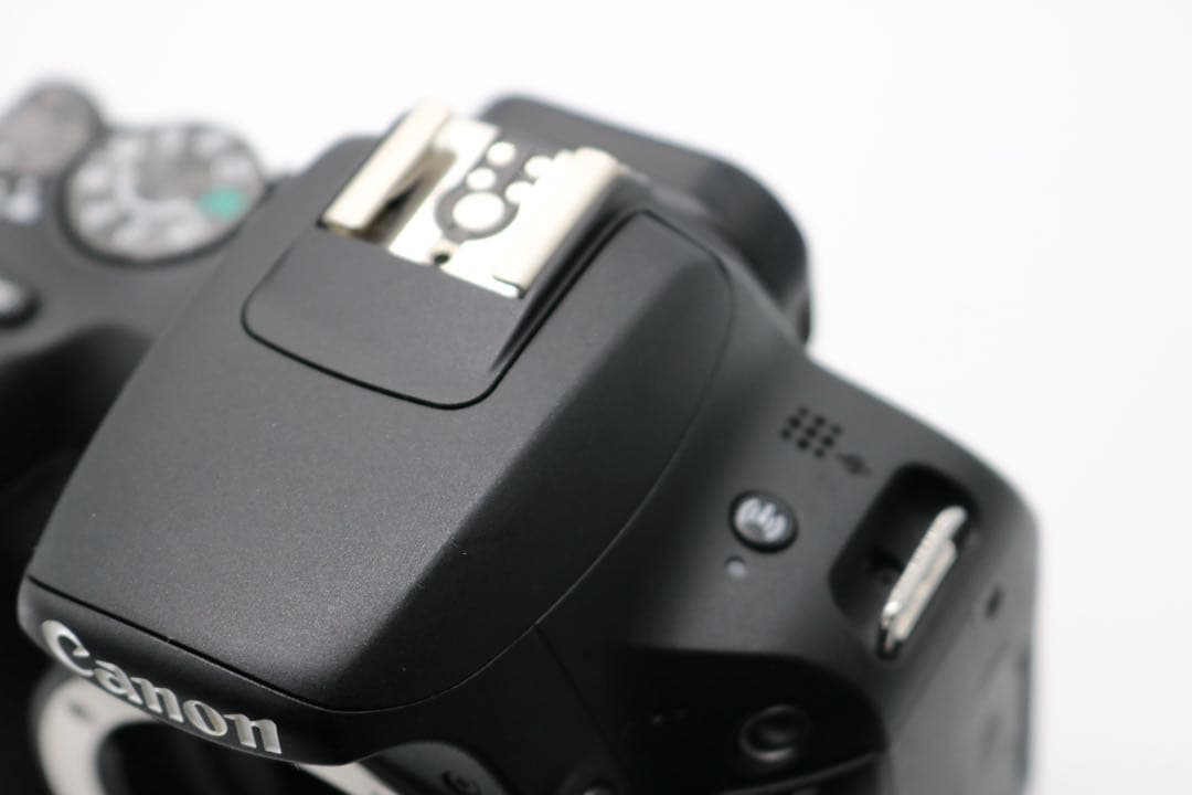 美品 【Canon EOS Kiss X9 ダブルレンズセット】 安心保証あり