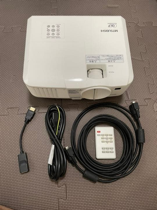 プロジェクターMITSUBISHI LVP-EX200 HDMI変換ケーブル付き