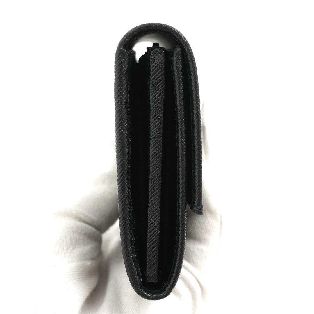 ✨未使用展示品・箱付き✨　Ferragamo 長財布　Wガンチーニ　ガンチーニ