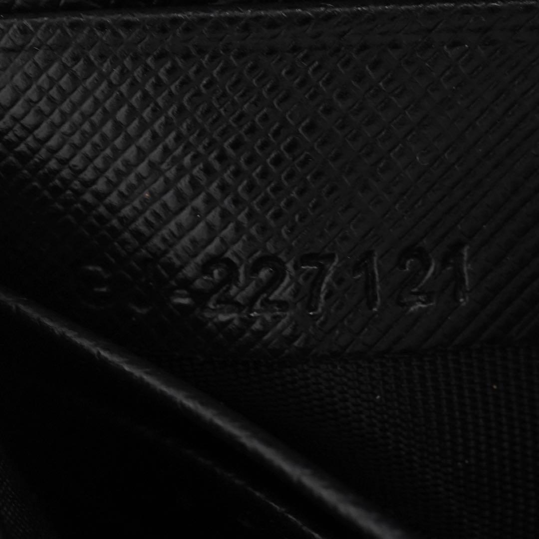 ✨未使用展示品・箱付き✨　Ferragamo 長財布　Wガンチーニ　ガンチーニ