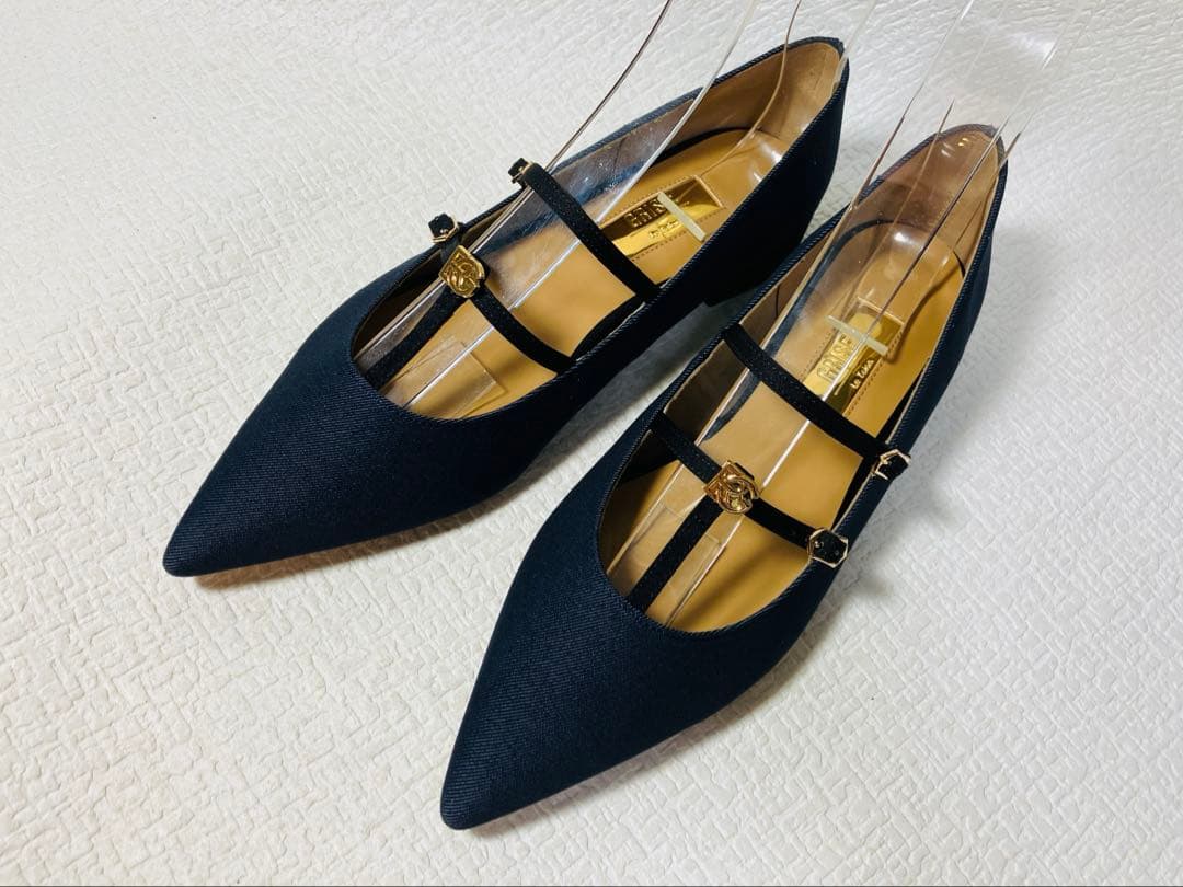 SH73◆新品◆Le Talon GRISE ダブルTストラップフラット24.0