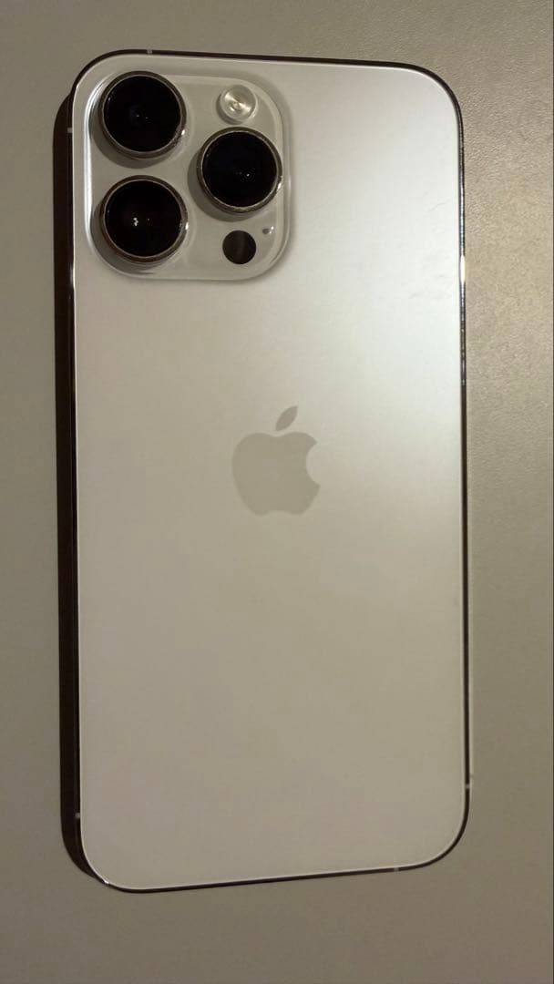 Apple iPhone 14 Pro Maxシルバー 本体512GB