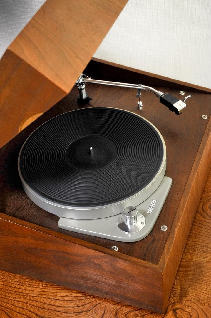 ★CEC 4SPEED STEREO TURNTABLE FR-250　50Hz