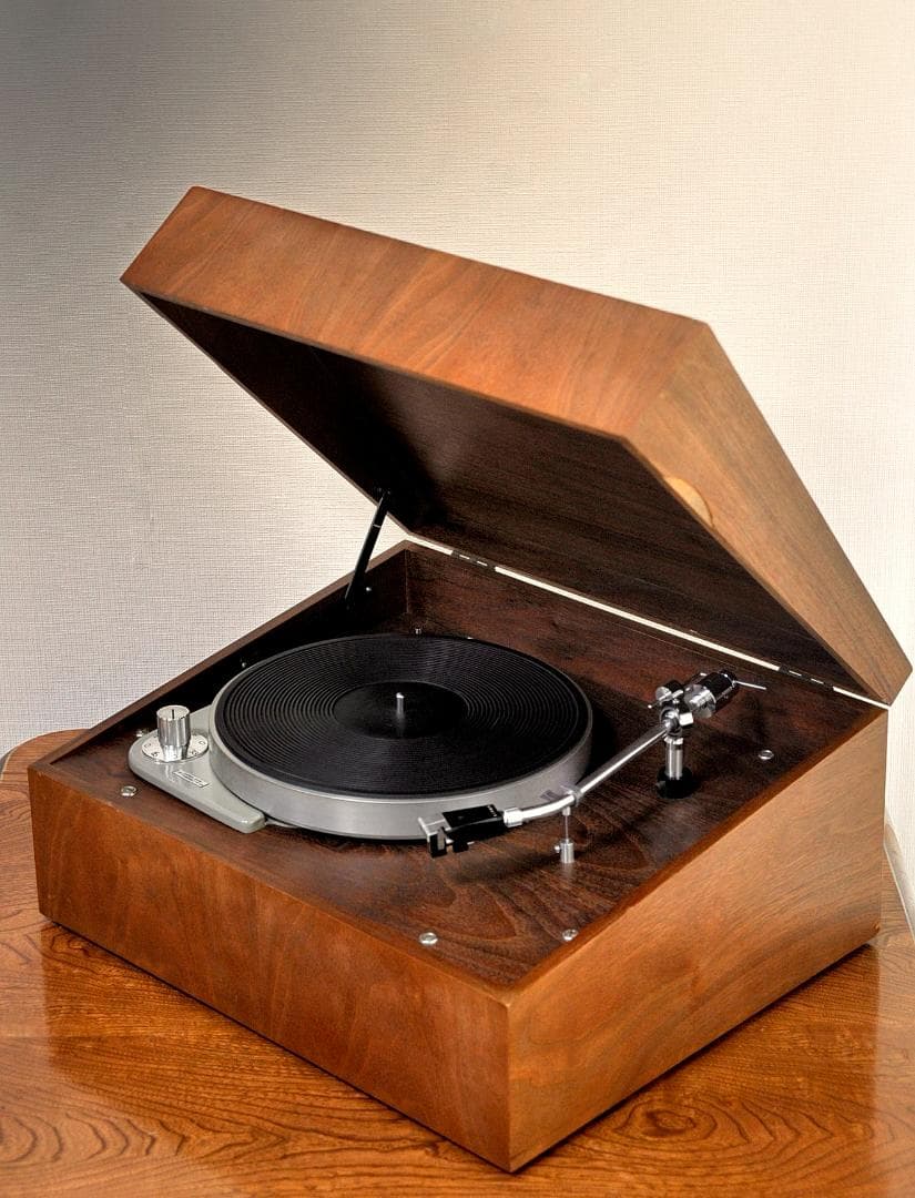 ★CEC 4SPEED STEREO TURNTABLE FR-250　50Hz