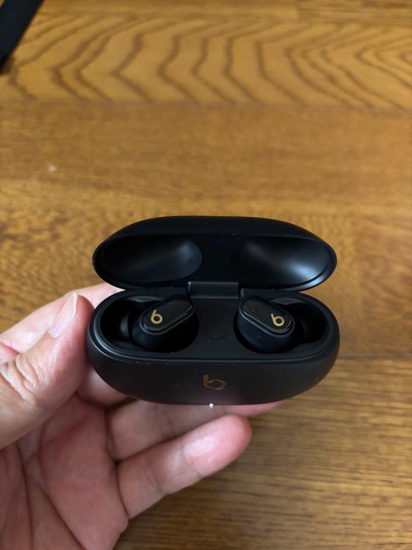 Beats Studio Buds+ ブラック