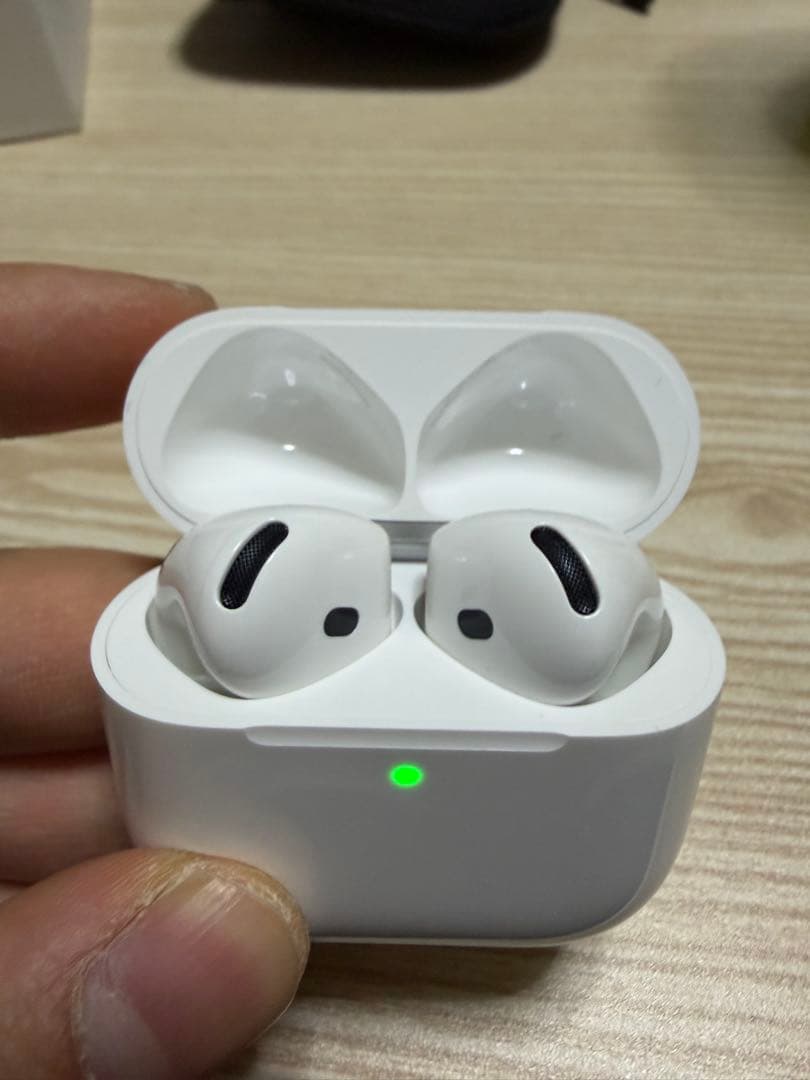 AirPods第4世代ノイズキャンセリングモデル