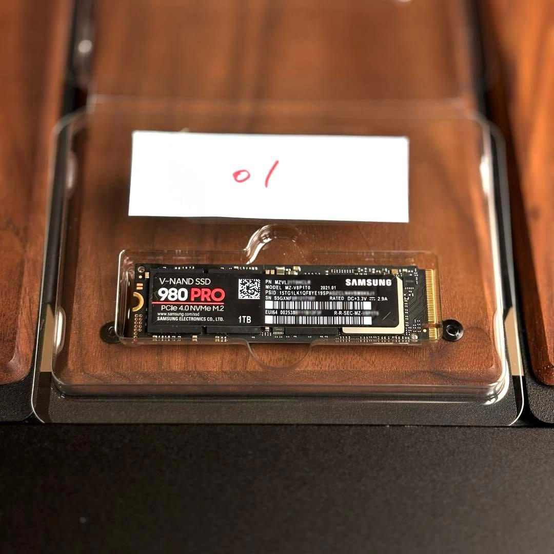 Samsung 980 PRO 1TB M.2 SSD 1TB ①