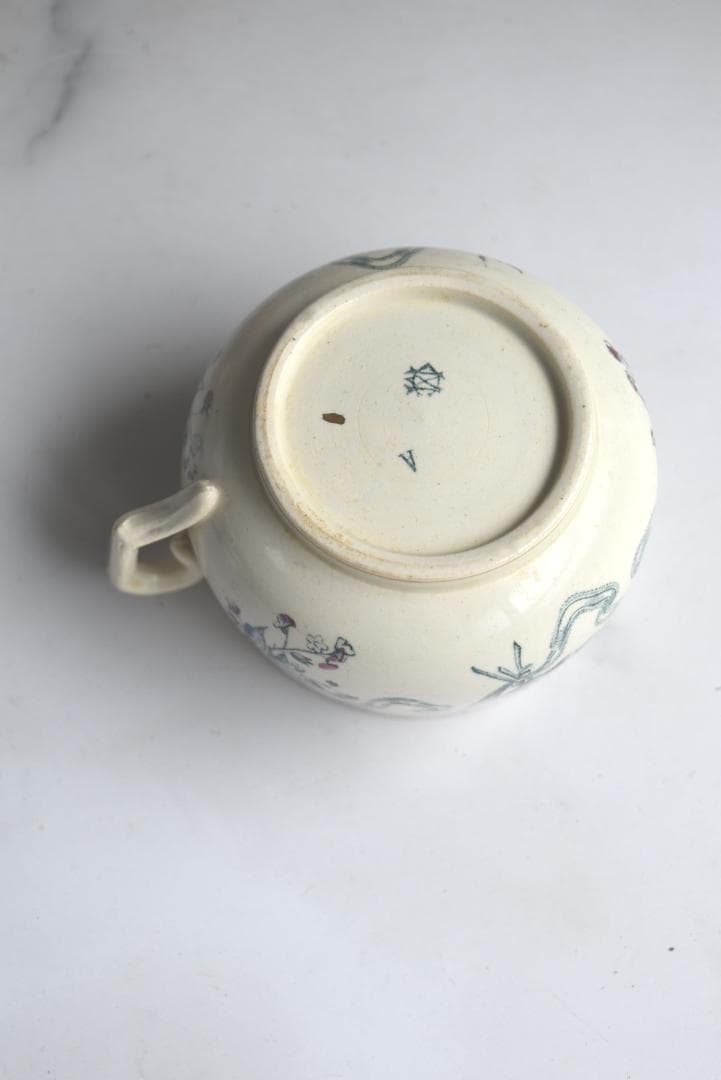 美品クレイユモントロー　可愛いリボンと勿忘草のカップ　フランスアンティーク