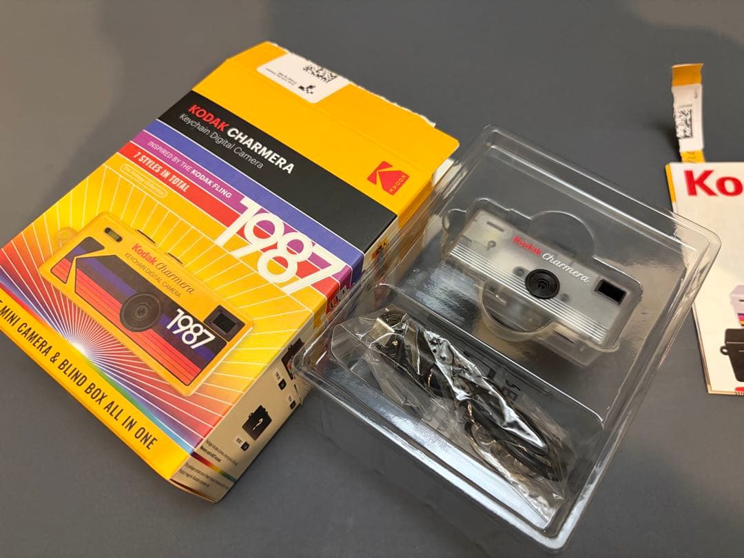 Kodak Charmera キーチェーンデジタルカメラ　シークレット