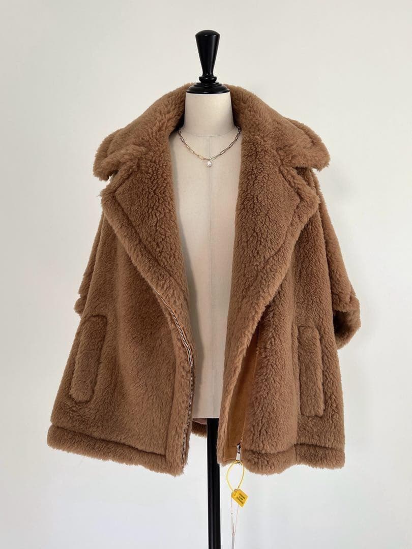 新品未使用 ベアポンチョジップテーラードMaxMaraがお好きな方