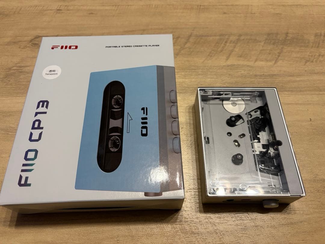 FIIO CP13 ポータブル カセット プレーヤー (Transparent)