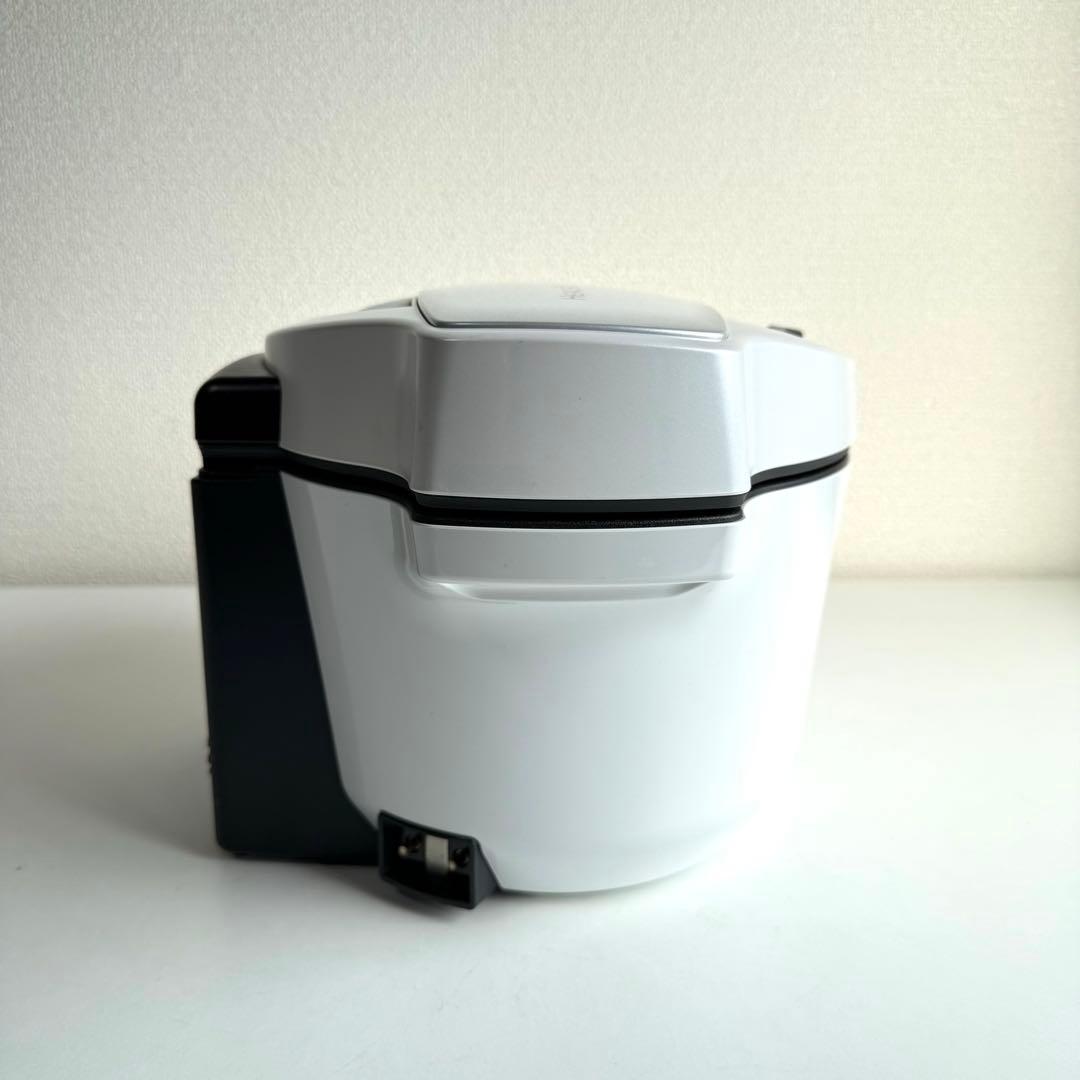 m*t様 SHARP ヘルシオ KN-HW16E-W 水なし自動調理鍋【NN12