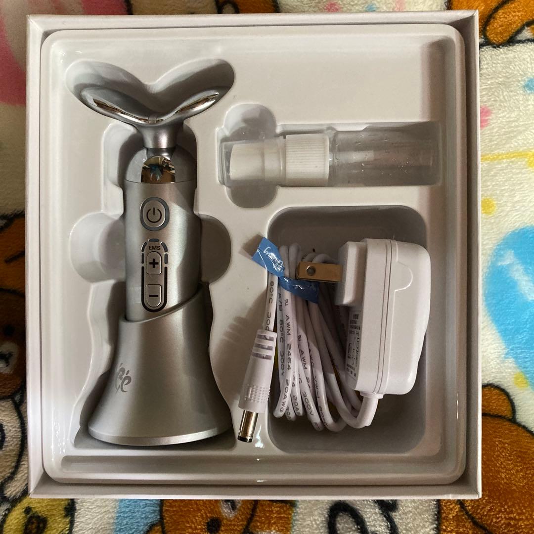 スタイリーフェイス美顔器dinos