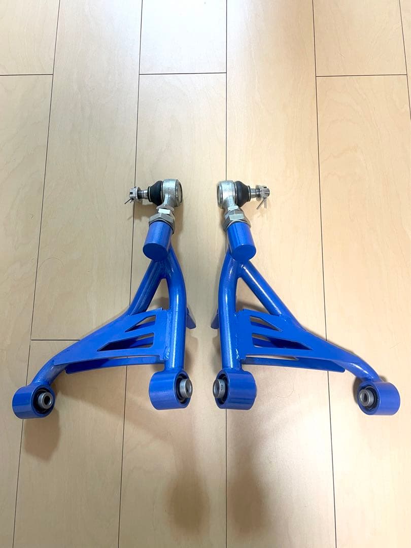 ckv36 z34 リアアッパーアーム 【新品未使用】