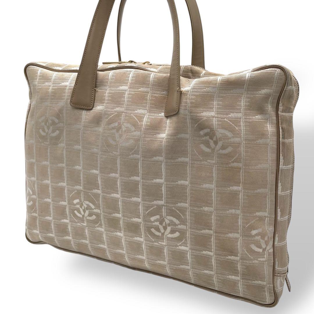 シャネル　ニュートラベルラインブリーフケース べージュ