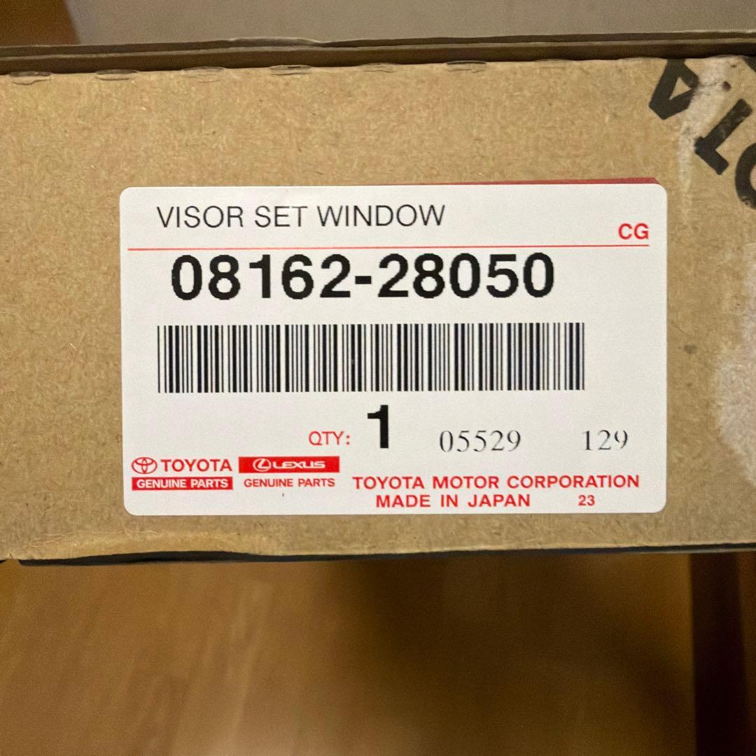 トヨタ純正サイドバイザー　ヴォクシー／ノア　90系　08162-28050 新品