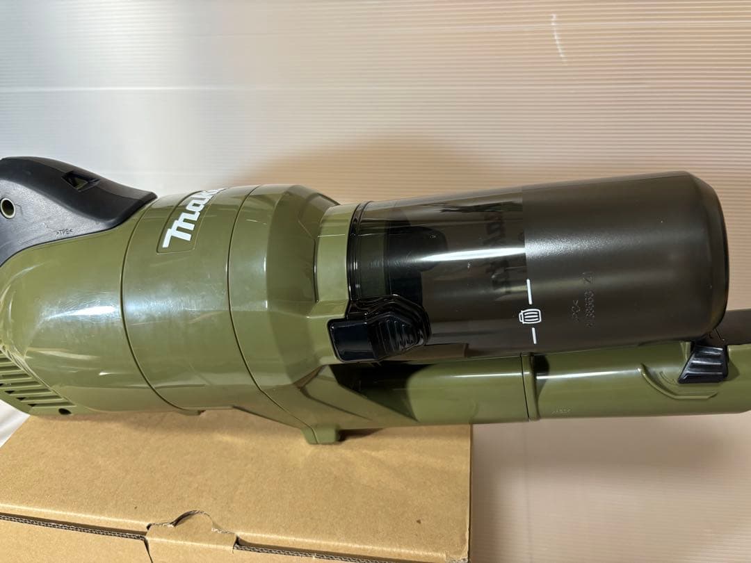 新品！マキタ CL286FD 掃除機 クリーナー 充電器 バッテリー セット