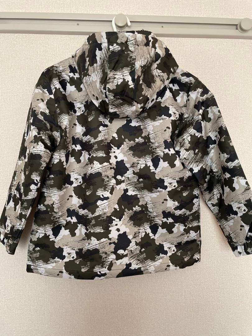 【新品タグ付き】スキーウェア 150